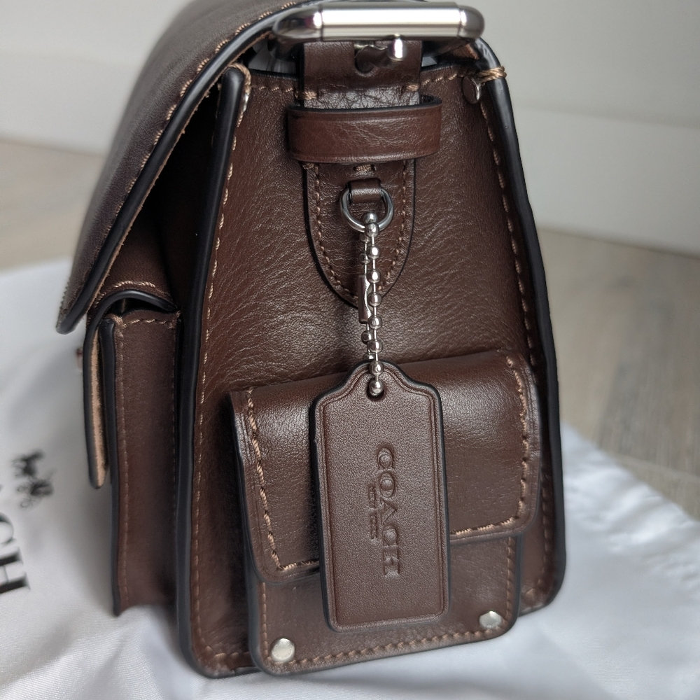 Coach Cargo Turnlock Soft Tabby In Maple - Picture 3 of 10